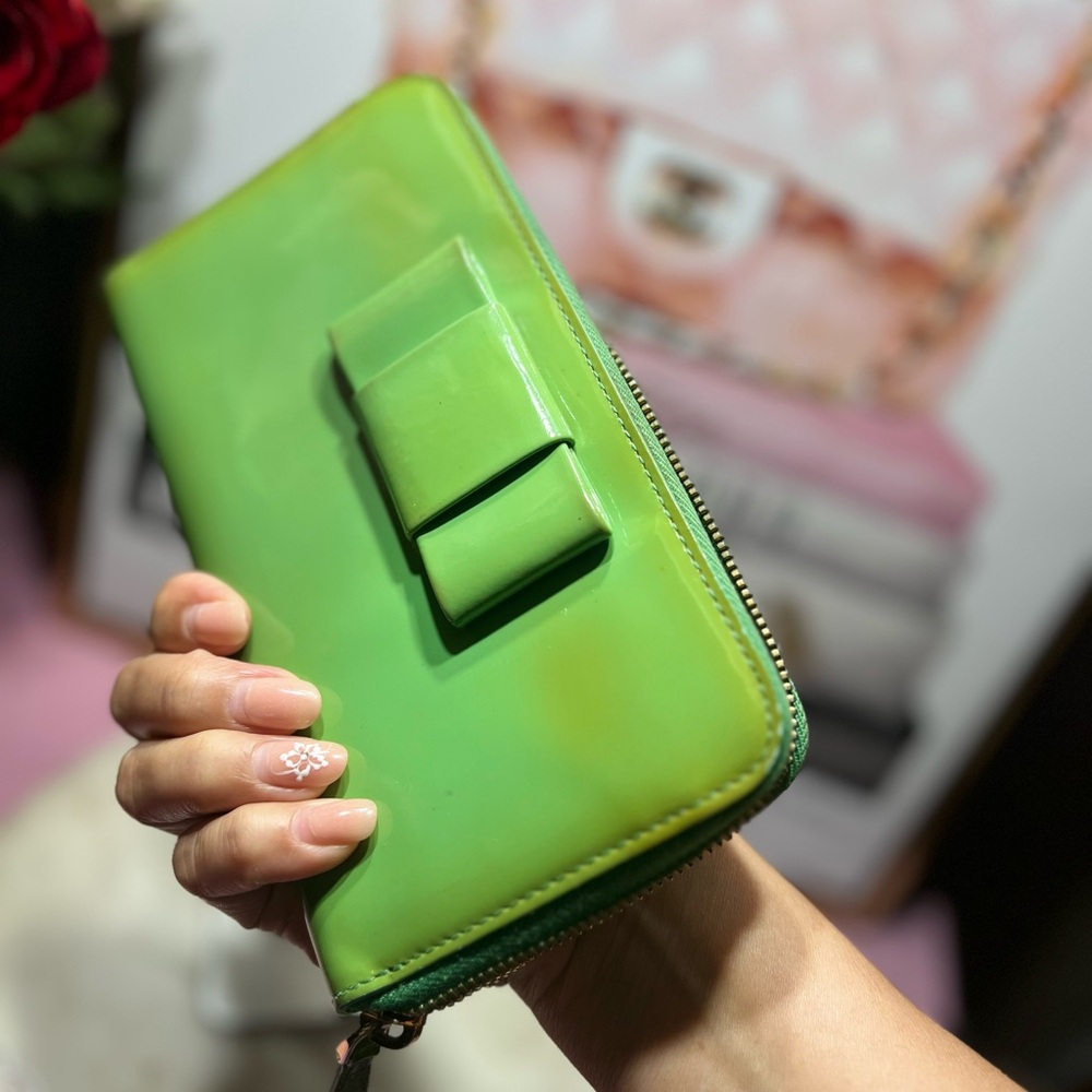 Miu Miu continental Vibrant Green Leather Wallet GUC
